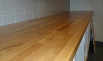 Montering av bänkskiva